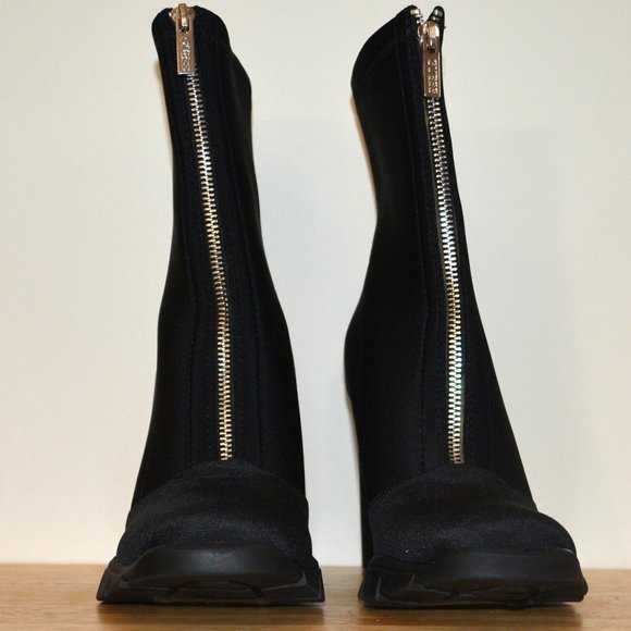 Guess Black 'Michele' Knit Zip Up Ankle Booties SIZE 9 - Picture 3 of 7